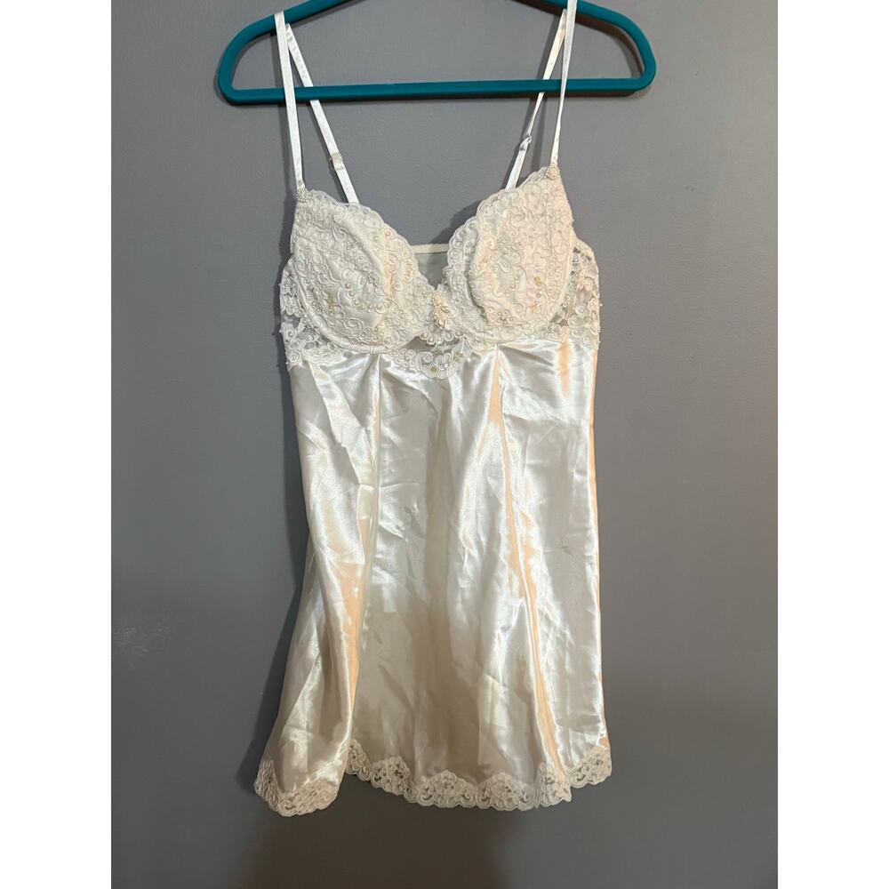 Victoria’s Secret cream pearl beaded bridal silky sexy lingerie women’s L